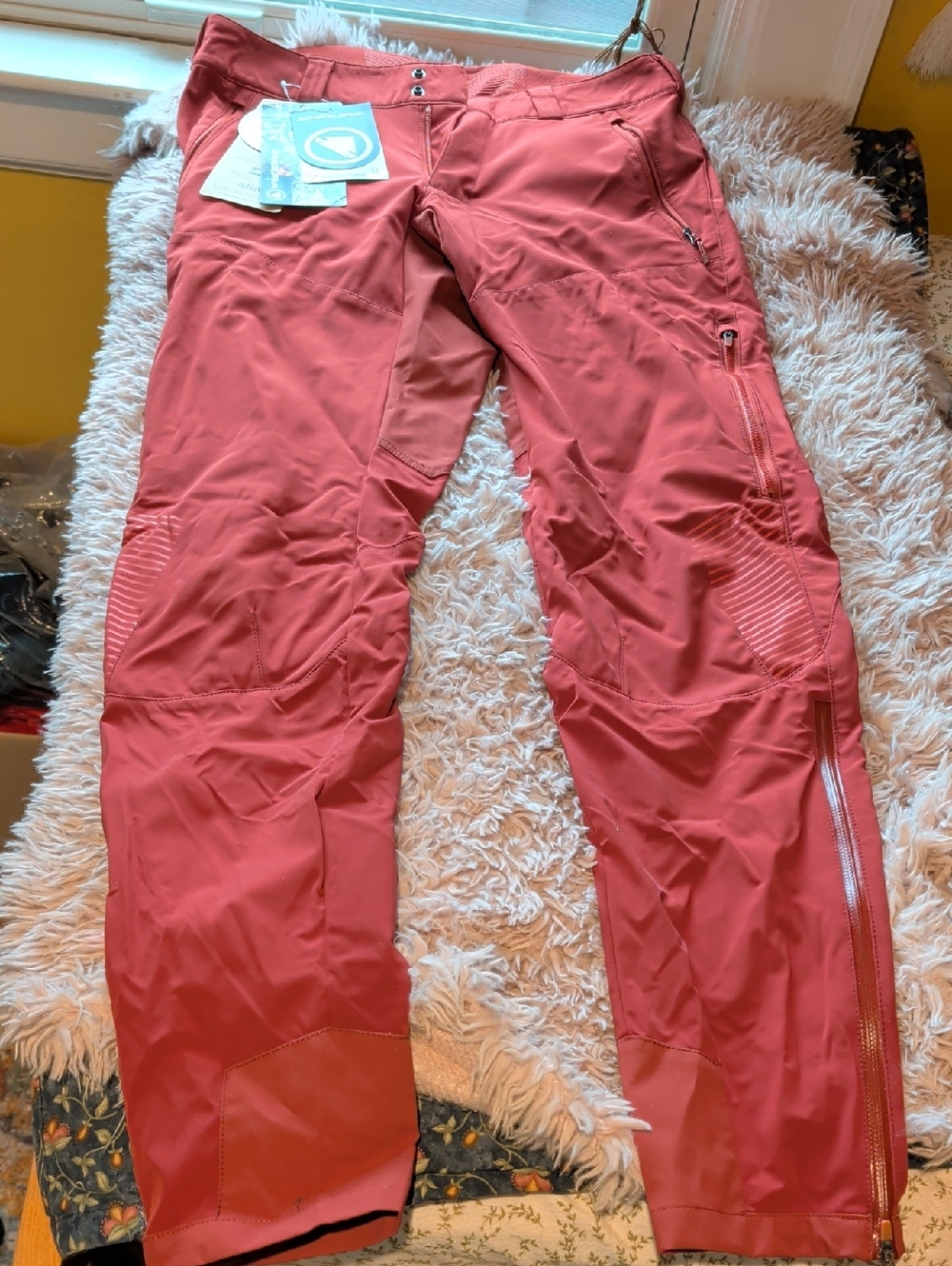 Endura, Women's MT500 Spray Baggy Trouser II, Medium, Cayenne, New With Tags